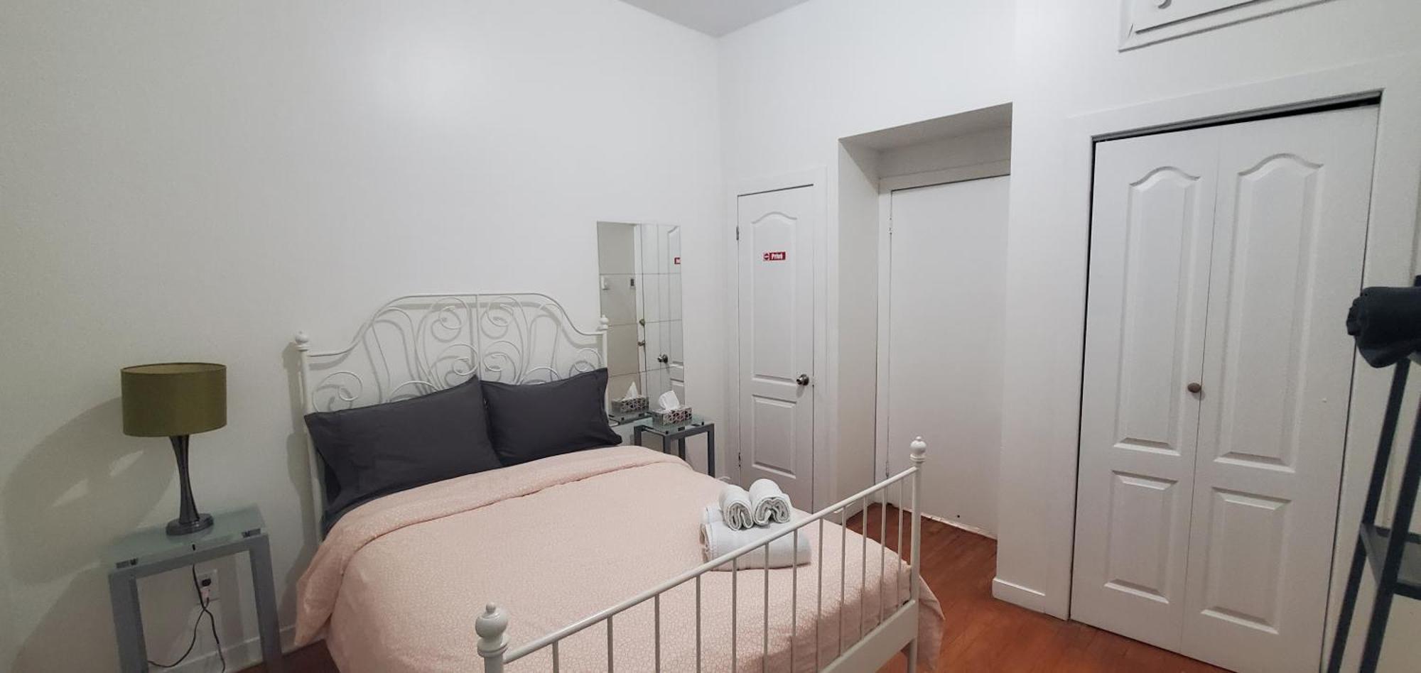 Heart Of Mtr For Memorable Experience 7Minmetro 2 Backyard Fully Equipped Villa Montréal Eksteriør bilde