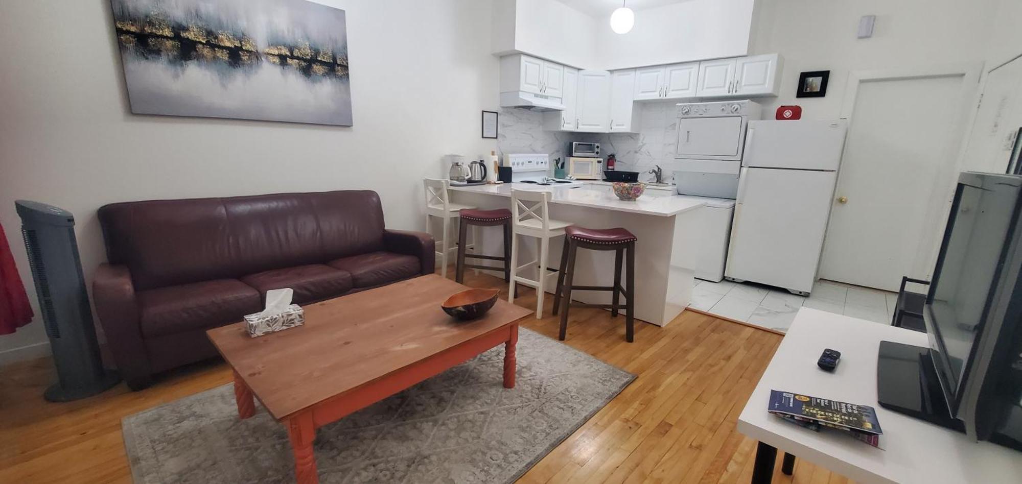 Heart Of Mtr For Memorable Experience 7Minmetro 2 Backyard Fully Equipped Villa Montréal Eksteriør bilde